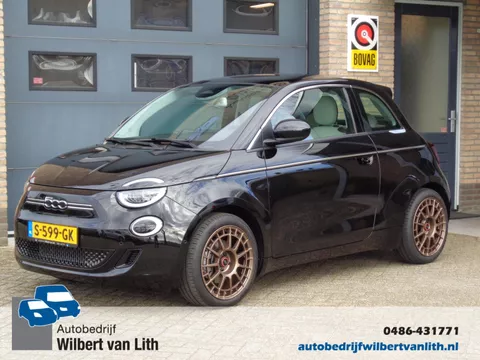 Fiat 500e La Prima 42 kWh | Pano | Navi | Camera | AdapCruise | Stoelverwarming